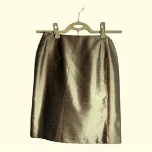 Donna Gray Wrap Skirt Matte Gold Satin-Textured Fringe Edge Size 4
